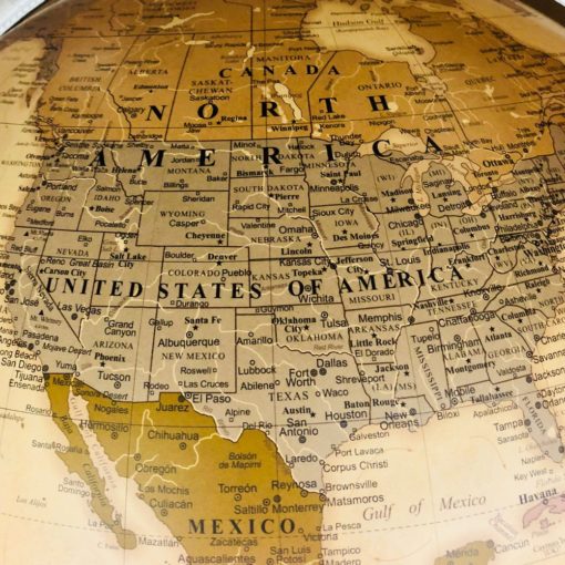 Versus Globe Cartography USA